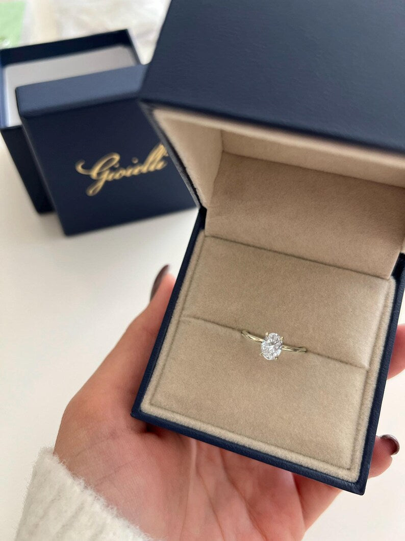 1 Carat Oval Lab-Grown Diamond Engagement Ring – Solitaire