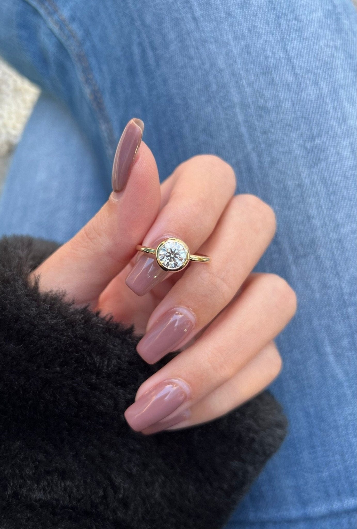 1 Carat Round Lab-Grown Diamond Engagement Ring – Solitaire & Bezel