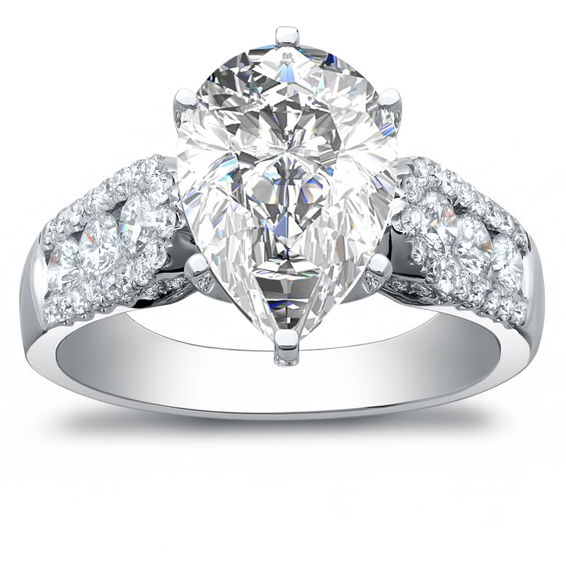 2.25 Carat Pear Lab-Grown Diamond Engagement Ring – Classic Engagement Ring