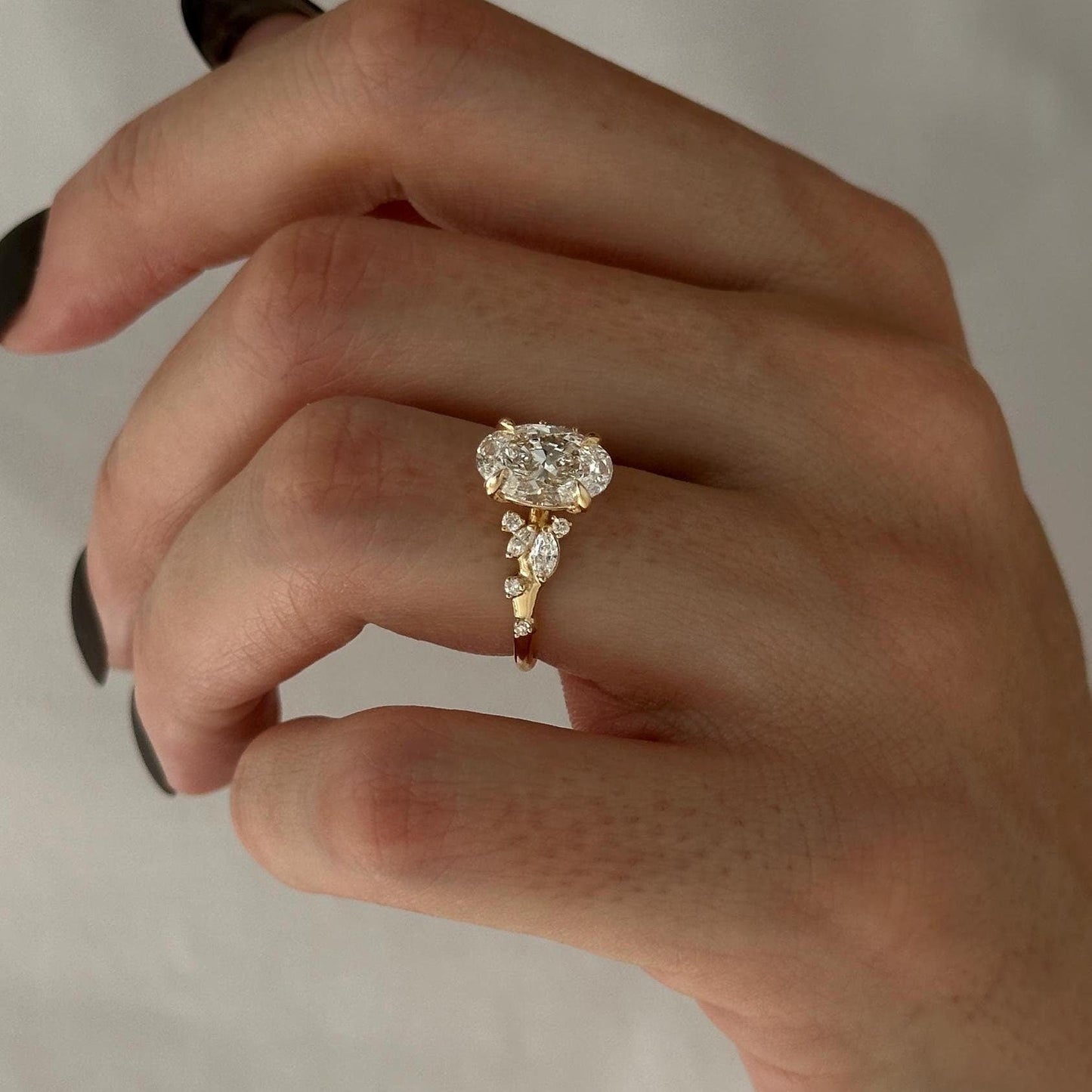 2 Carat Oval Lab-Grown Diamond Engagement Ring – Nature-Inspired
