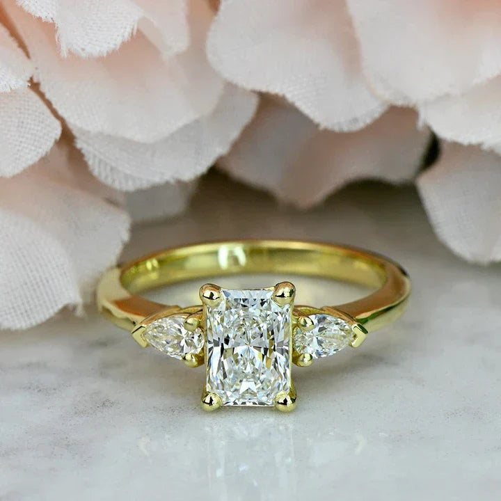 3.30 Carat Radiant Lab-Grown Diamond Engagement Ring – Classic Engagement Ring