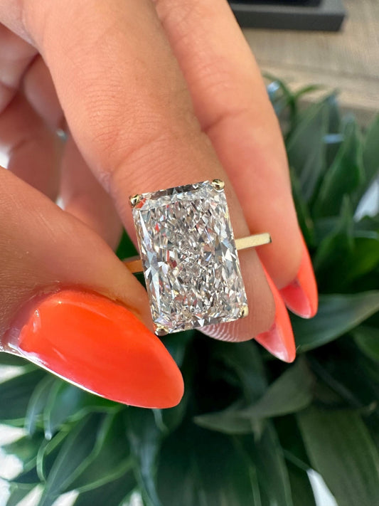 4 Carat Radiant Lab-Grown Diamond Engagement Ring – Classic Engagement Ring