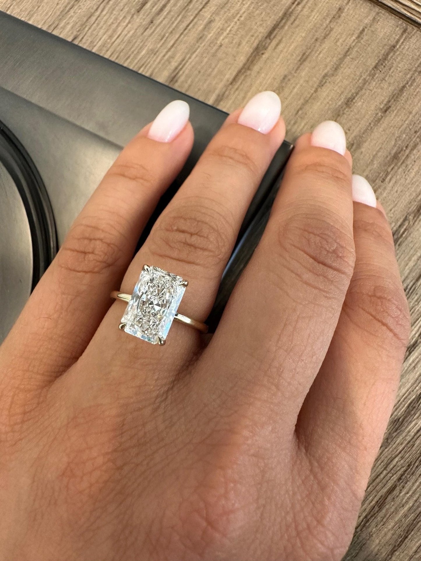 4 Carat Radiant Lab-Grown Diamond Engagement Ring – Classic Engagement Ring