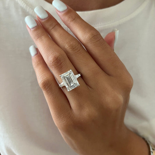 7 Carat Emerald Lab-Grown Diamond Engagement Ring – Nature-Inspired