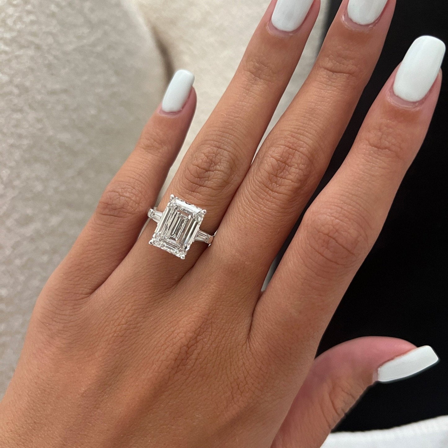 7 Carat Emerald Lab-Grown Diamond Engagement Ring – Nature-Inspired
