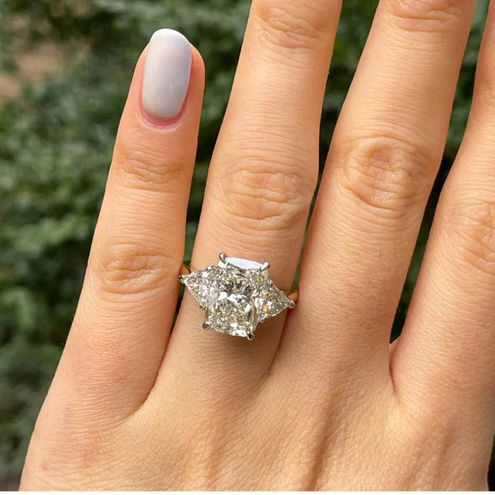 6 Carat Radiant Lab-Grown Diamond Engagement Ring – Classic Engagement Ring