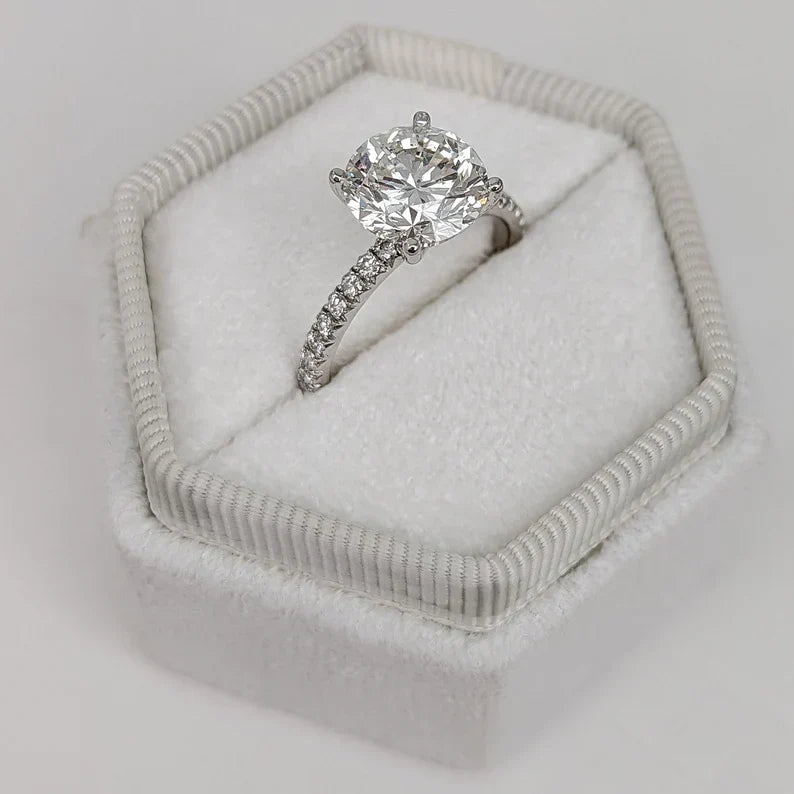 2.25 Carat Round Lab-Grown Diamond Engagement Ring – Classic Engagement Ring