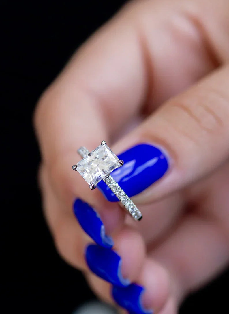 2.85 Carat Radiant Lab-Grown Diamond Engagement Ring – Solitaire & Hidden Halo