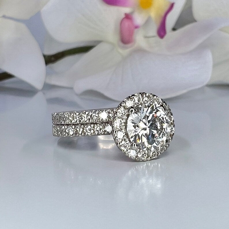 4 Carat Round Lab-Grown Diamond Engagement Ring – Classic Engagement Ring