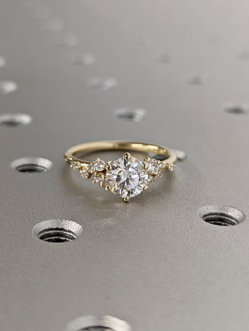 1 Carat Round Lab-Grown Diamond Engagement Ring – Snowflake