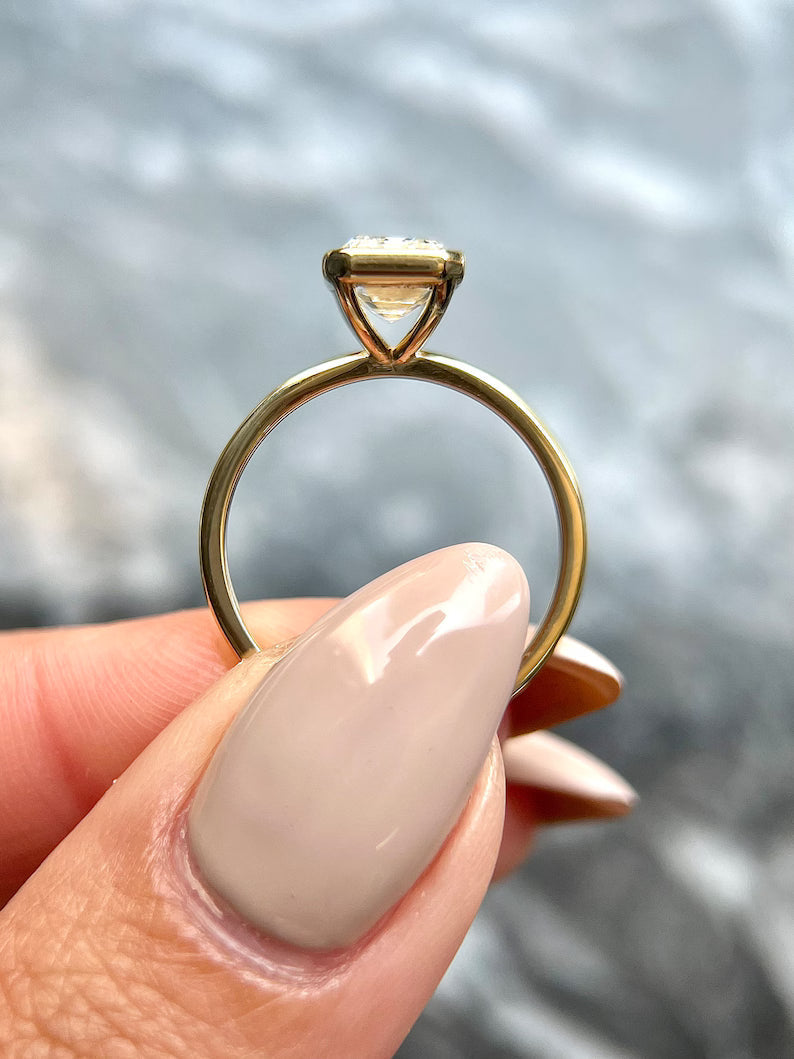 2 Carat Emerald Lab-Grown Diamond Engagement Ring – Solitaire