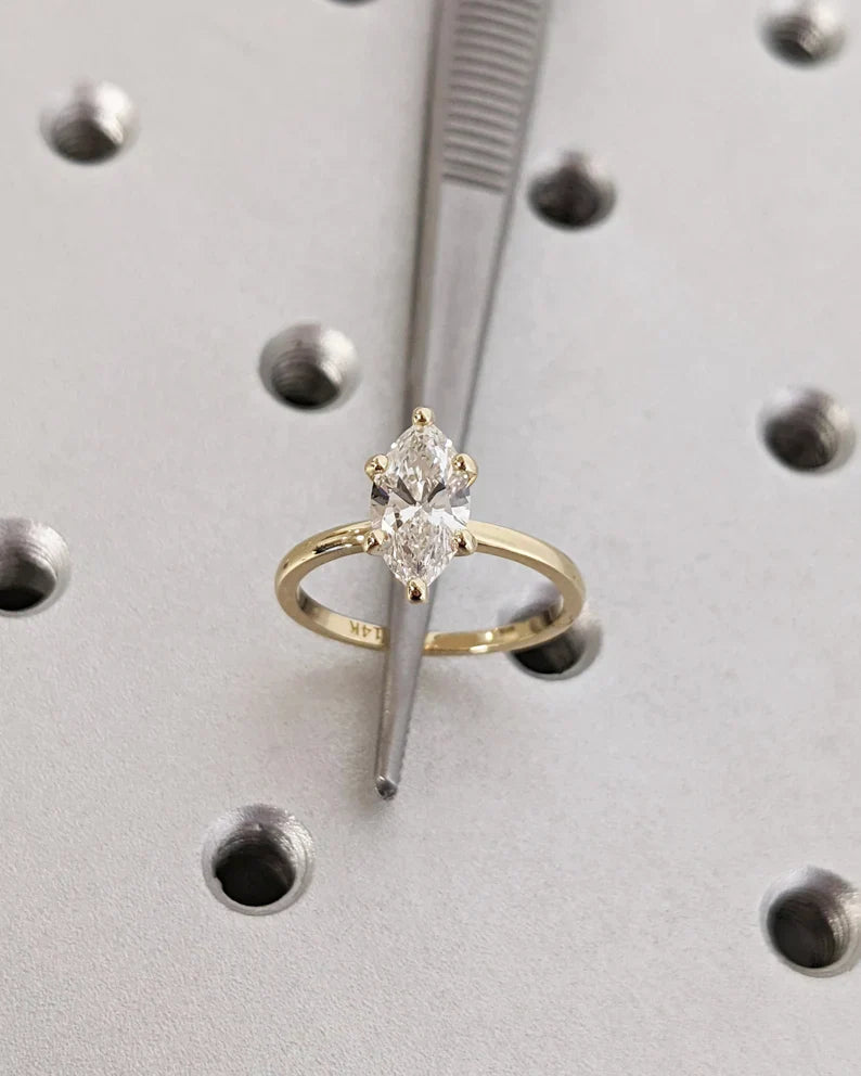 2.25 Carat Marquise Lab-Grown Diamond Engagement Ring – Classic Engagement Ring