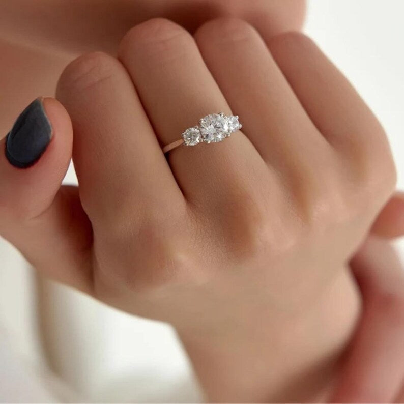 1.50 Carat Round Lab-Grown Diamond Engagement Ring – Classic Engagement Ring