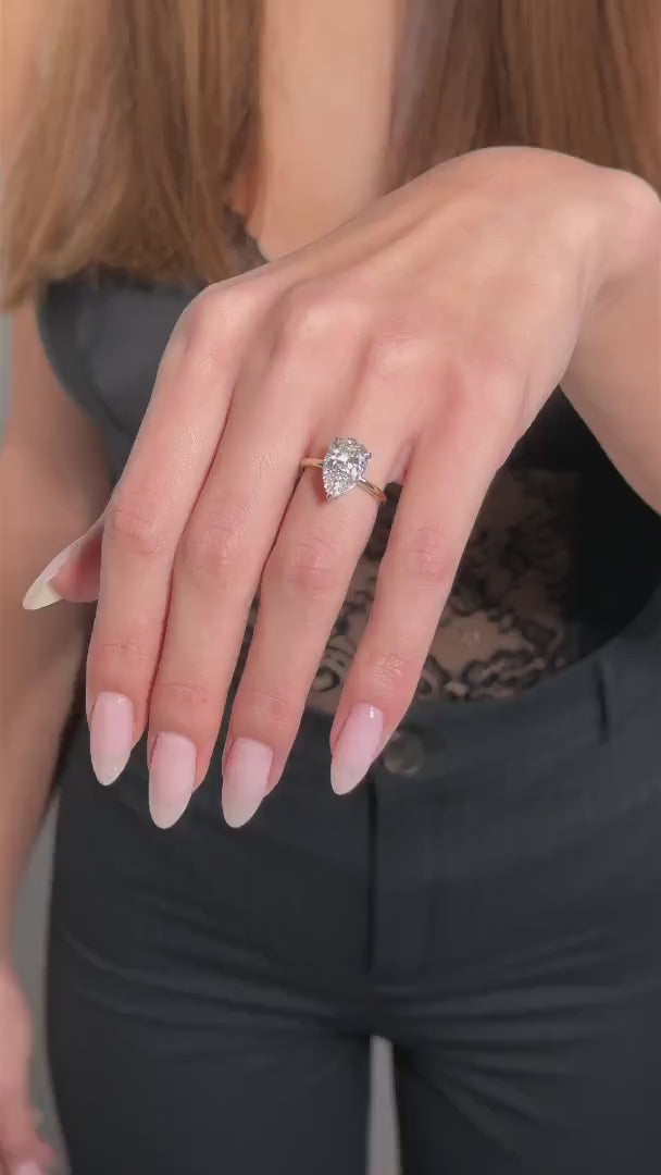 2 Carat Pear Lab-Grown Diamond Engagement Ring – Classic Engagement Ring