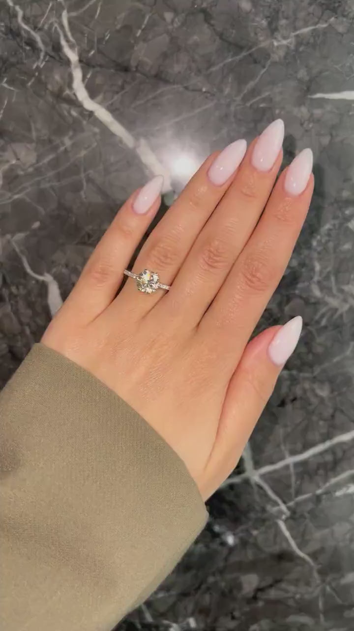 2.25 Carat Round Lab-Grown Diamond Engagement Ring – Classic Engagement Ring