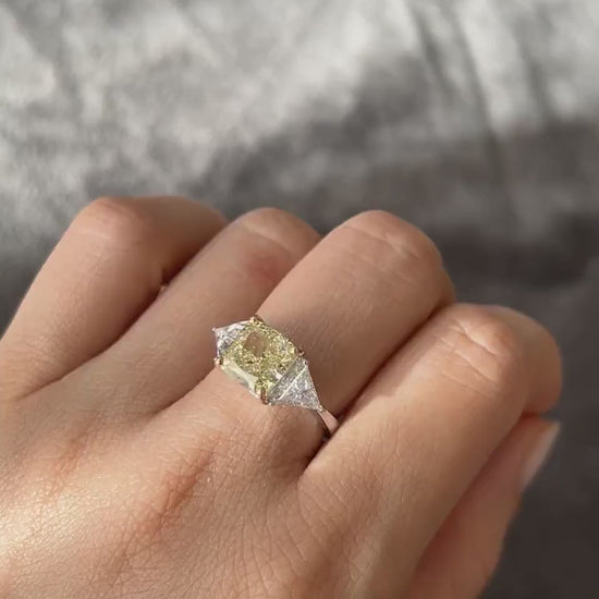 5 Carat Cushion Lab-Grown Diamond Engagement Ring – Classic Engagement Ring